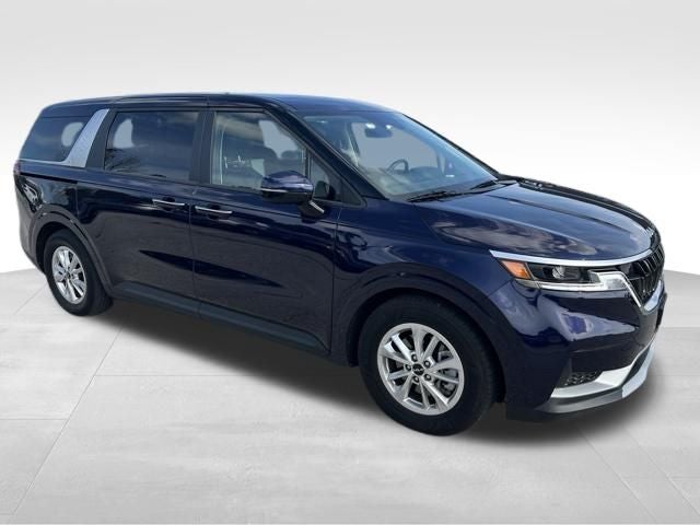 2023 Kia Carnival LX Seat Package