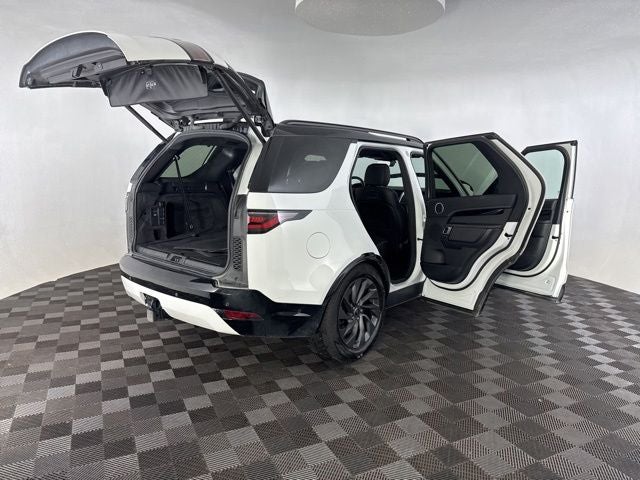 2023 Land Rover Discovery S R-Dynamic