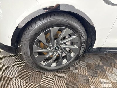 2023 Land Rover Discovery S R-Dynamic