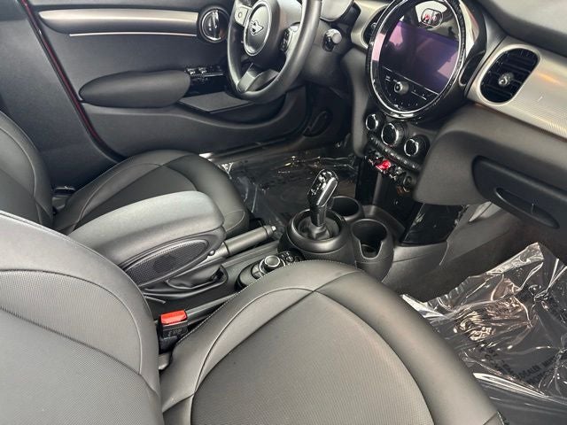 2023 MINI Cooper Signature