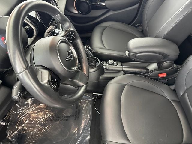 2023 MINI Cooper Signature