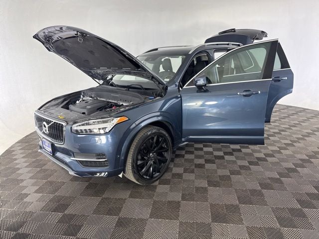 2019 Volvo XC90 T6 Momentum