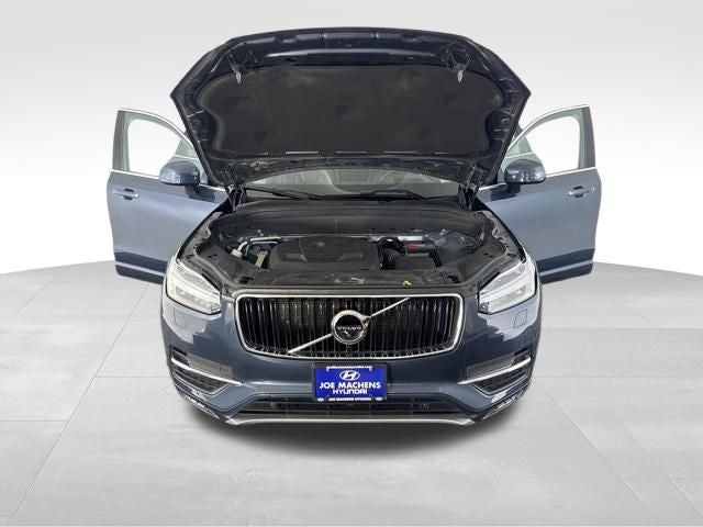 2019 Volvo XC90 T6 Momentum