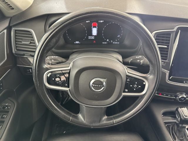 2019 Volvo XC90 T6 Momentum