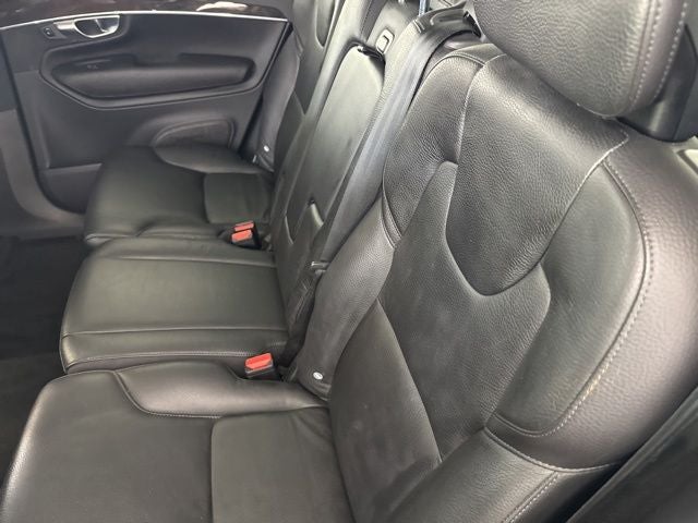 2019 Volvo XC90 T6 Momentum