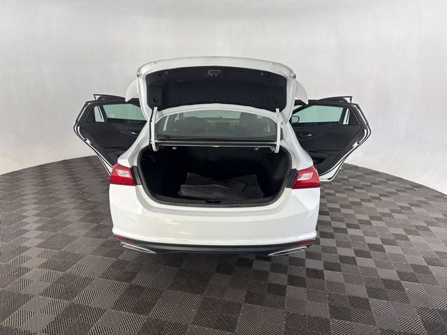 2023 Chevrolet Malibu RS
