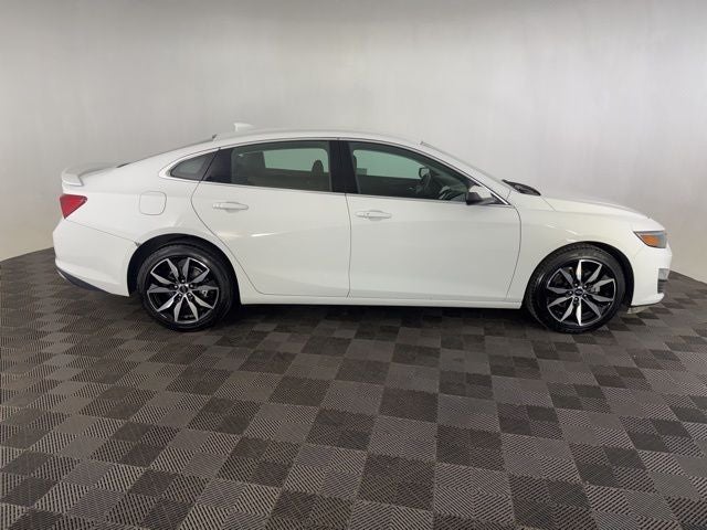 2023 Chevrolet Malibu RS
