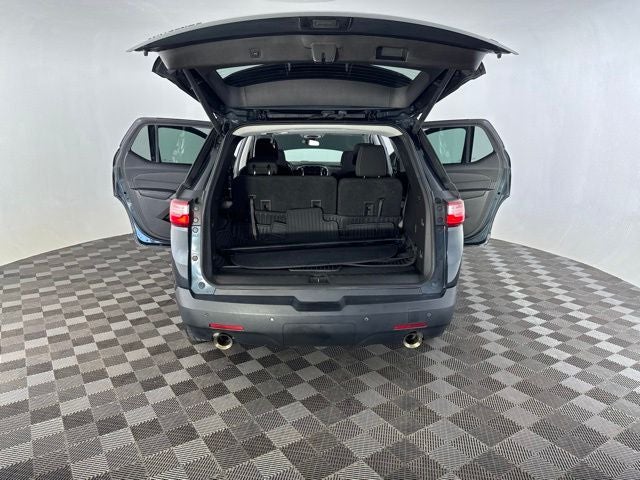 2018 Chevrolet Traverse LT Cloth w/1LT