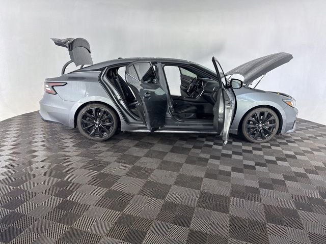 2019 Nissan Maxima SR