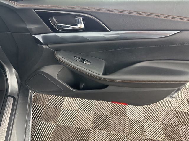 2019 Nissan Maxima SR