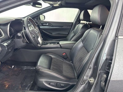 2019 Nissan Maxima SR