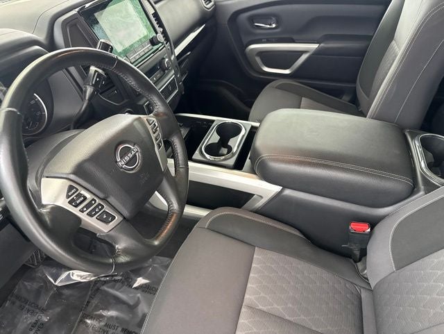2024 Nissan Titan SV