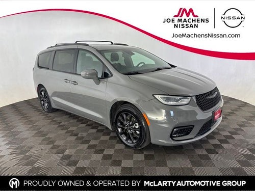 2021 Chrysler Pacifica Touring