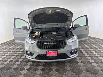 2021 Chrysler Pacifica Touring