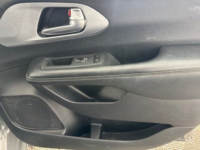 2021 Chrysler Pacifica Touring