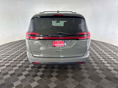 2021 Chrysler Pacifica Touring