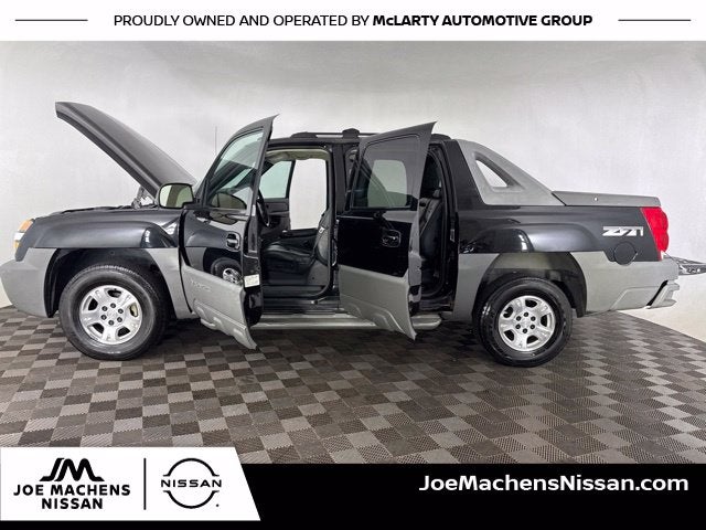 2002 Chevrolet Avalanche 1500 Base