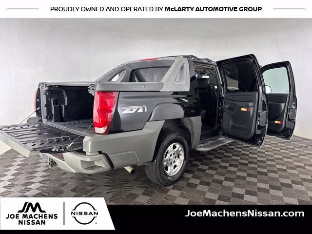 2002 Chevrolet Avalanche 1500 Base