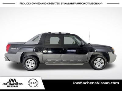 2002 Chevrolet Avalanche 1500 Base
