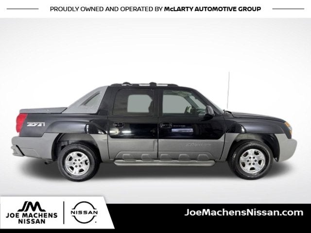 2002 Chevrolet Avalanche 1500 Base