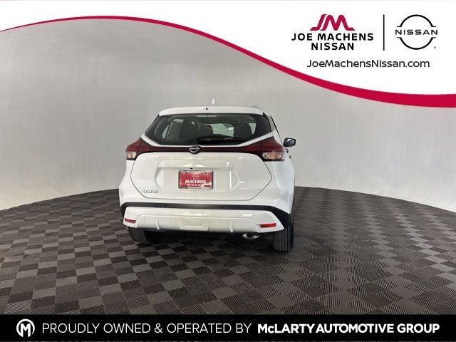 2022 Nissan Kicks S