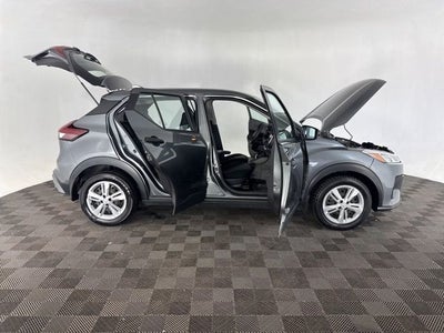 2024 Nissan Kicks S