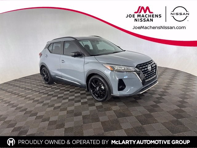 2022 Nissan Kicks SR