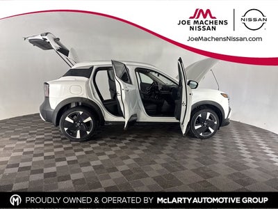 2025 Nissan Kicks SR