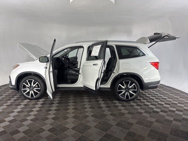 2022 Honda Pilot Touring 7 Passenger