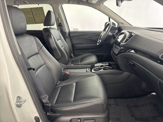 2022 Honda Pilot Touring 7 Passenger