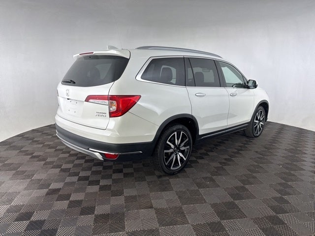 2022 Honda Pilot Touring 7 Passenger