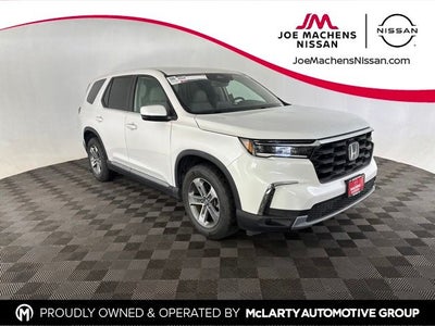 2023 Honda Pilot EX-L 8 Passenger