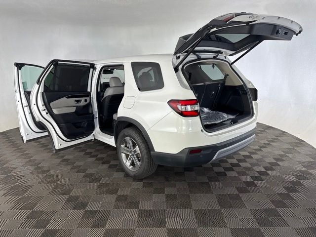 2023 Honda Pilot EX-L 8 Passenger