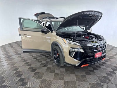 2025 Nissan Rogue Rock Creek
