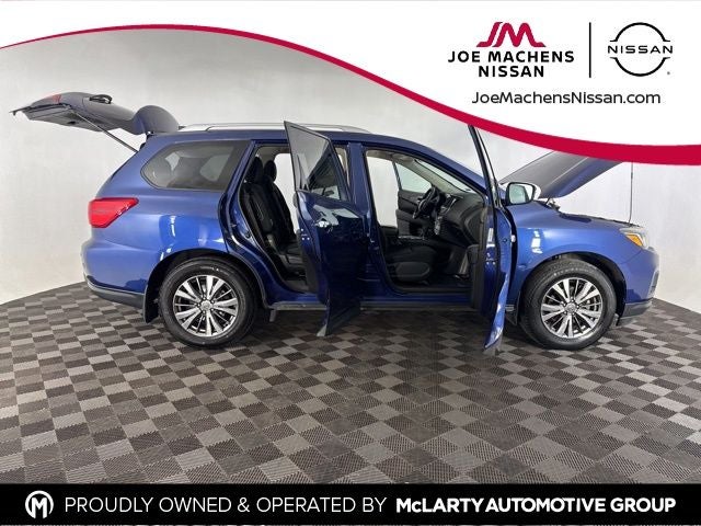 2020 Nissan Pathfinder S