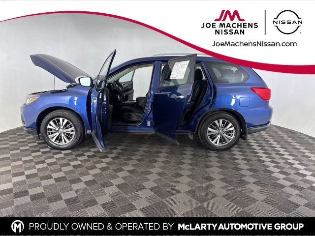 2020 Nissan Pathfinder S