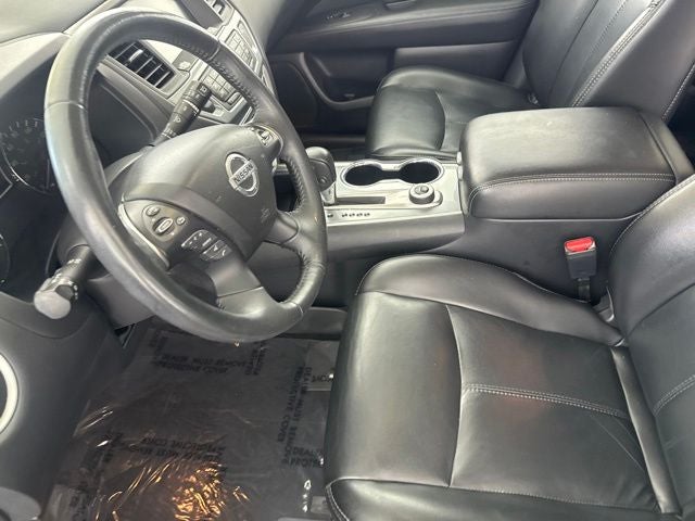 2017 Nissan Pathfinder SL