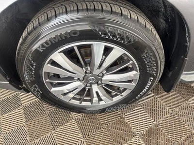 2017 Nissan Pathfinder SL