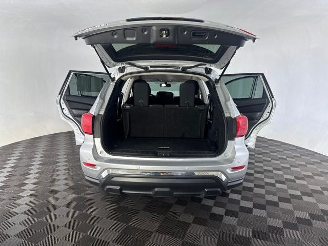 2019 Nissan Pathfinder SV