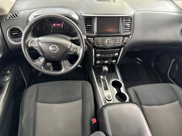 2019 Nissan Pathfinder SV