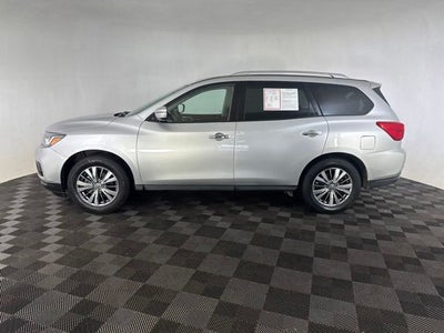 2019 Nissan Pathfinder SV