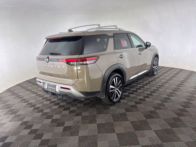 2025 Nissan Pathfinder Platinum