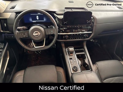 2025 Nissan Pathfinder Platinum