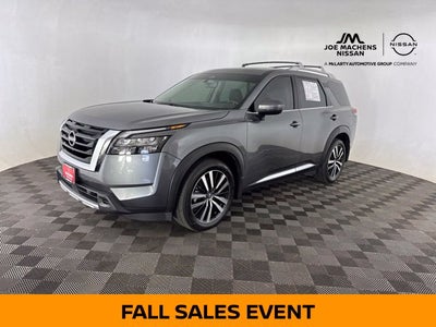 2025 Nissan Pathfinder Platinum