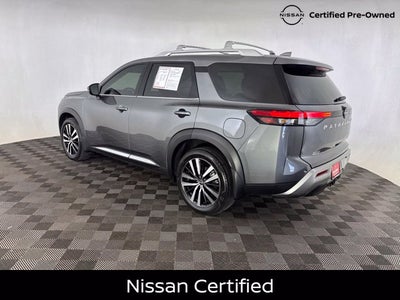 2025 Nissan Pathfinder Platinum