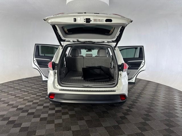 2019 Toyota Highlander LE Plus