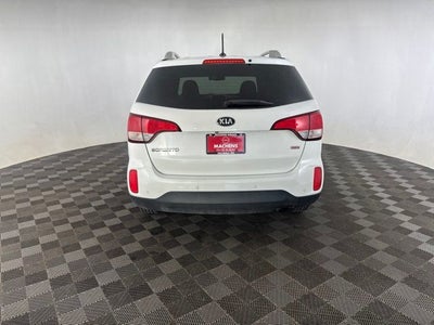 2015 Kia Sorento LX