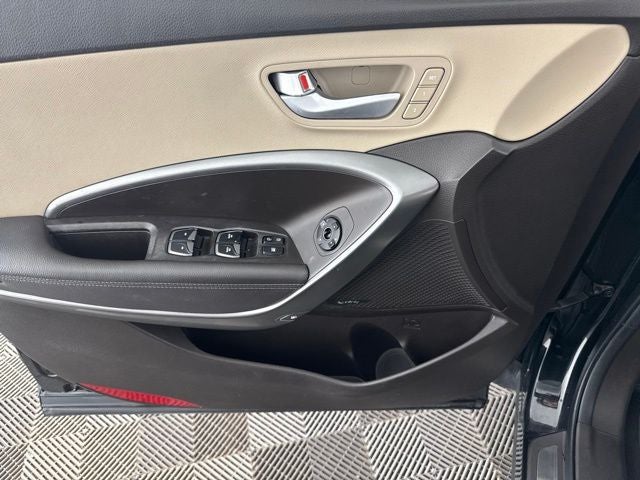 2017 Hyundai Santa Fe Sport 2.0T Ultimate