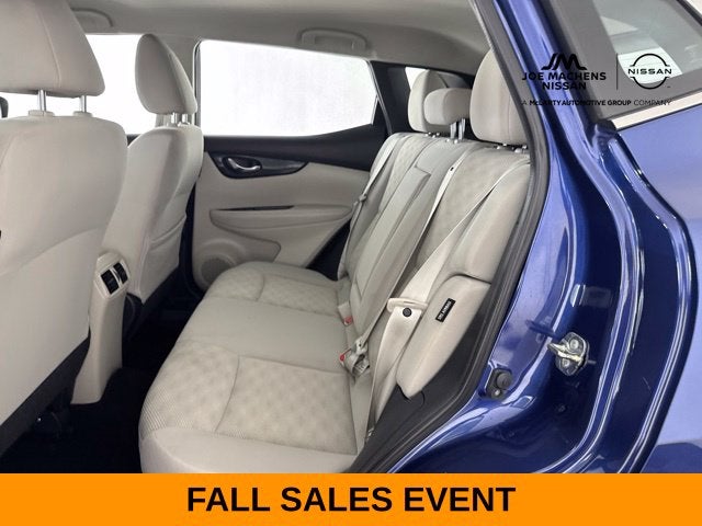 2022 Nissan Rogue Sport SV