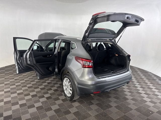 2021 Nissan Rogue Sport SV